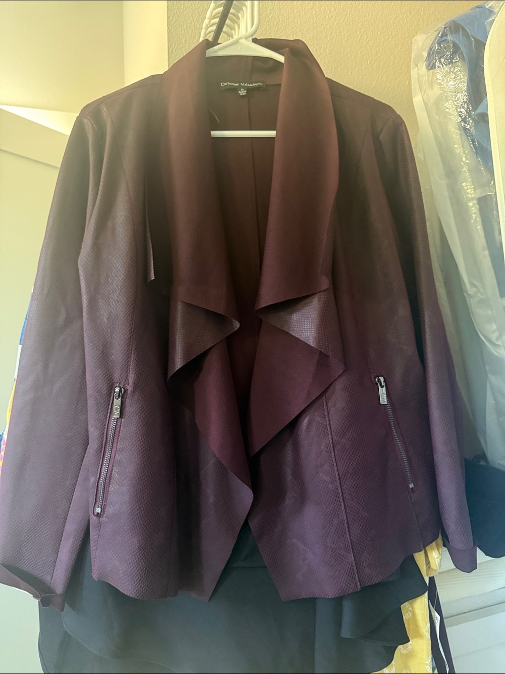 Catherine Malandrino Textured Draped Open-Front Jacket - Deep Burgundy